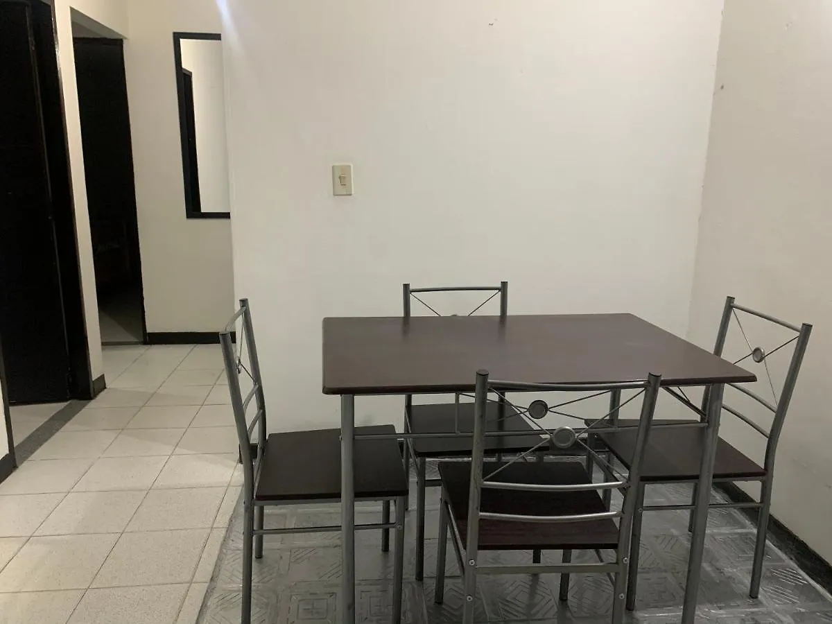 Casa Amplia Cerca Del Cc Titan Plaza Apartman Bogotá Kolumbia